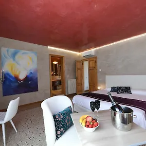2* Bed & Breakfast Mio